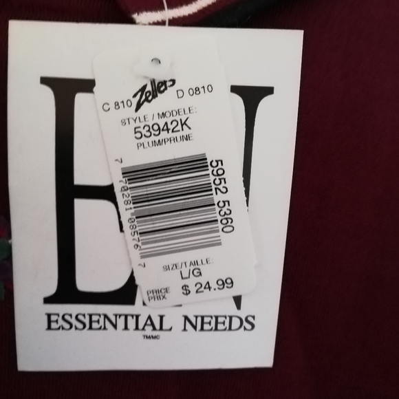 Essential Needs Ladies Sweater - Picture 2 of 3